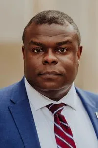 Headshot of John Gibbs