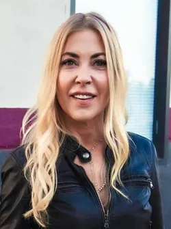 Headshot of Elaine Culotti