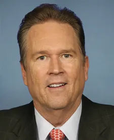 Headshot of Vern Buchanan