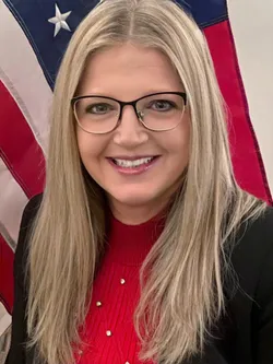Headshot of Aurora Stuski