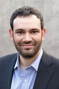 Headshot of Alexander Kolodin