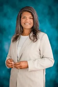 Headshot of Jamie Reitenour