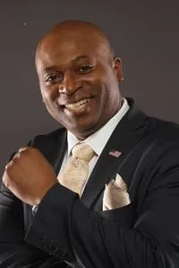 Headshot of Leon Benjamin Sr.