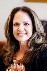 Headshot of Niki Conforti